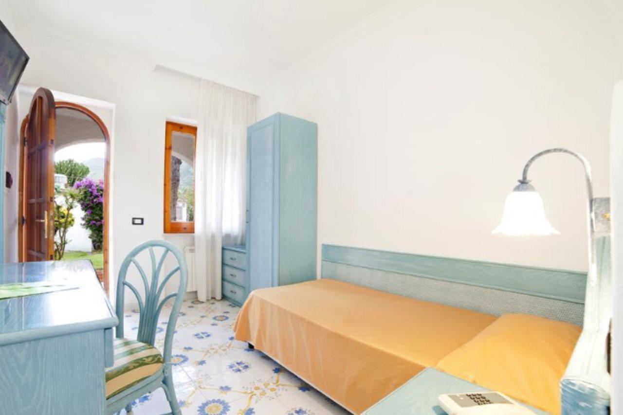 Park Hotel Terme Mediterraneo Forio di Ischia Dış mekan fotoğraf