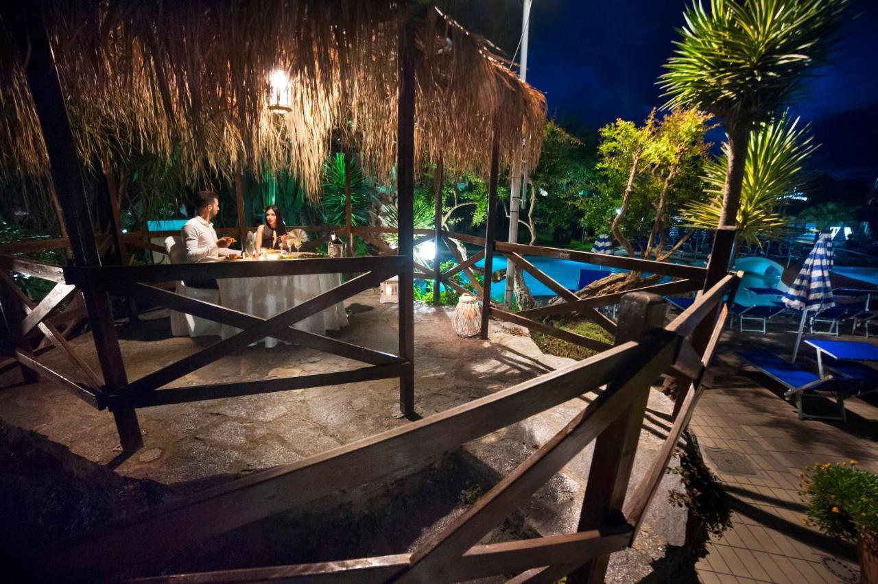 Park Hotel Terme Mediterraneo Forio di Ischia Dış mekan fotoğraf